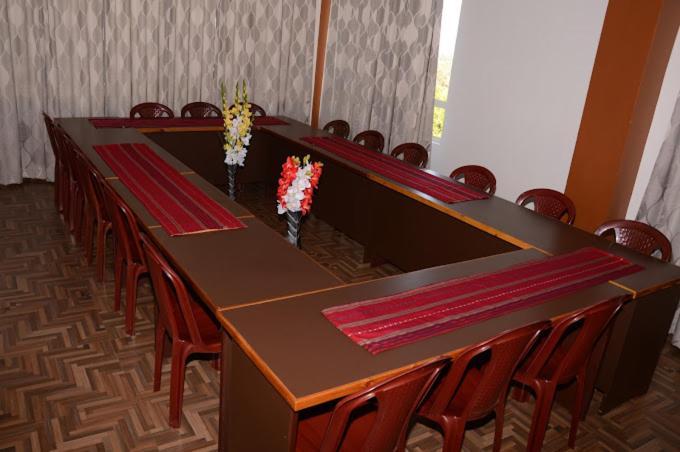 Holiday Hush Haven Hotel Shillong Exterior foto